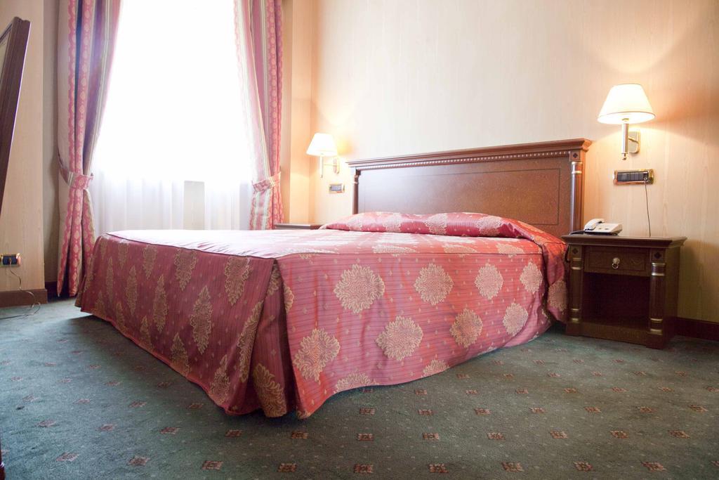 Hotel Jolly Castrovillari Værelse billede